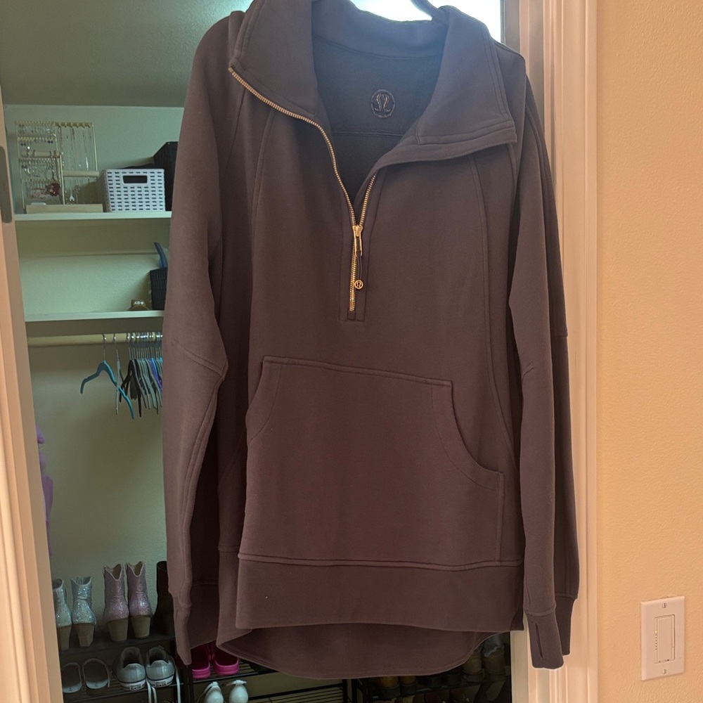 lululemon athletica scuba half Zip-Up Jacket in long olive green color